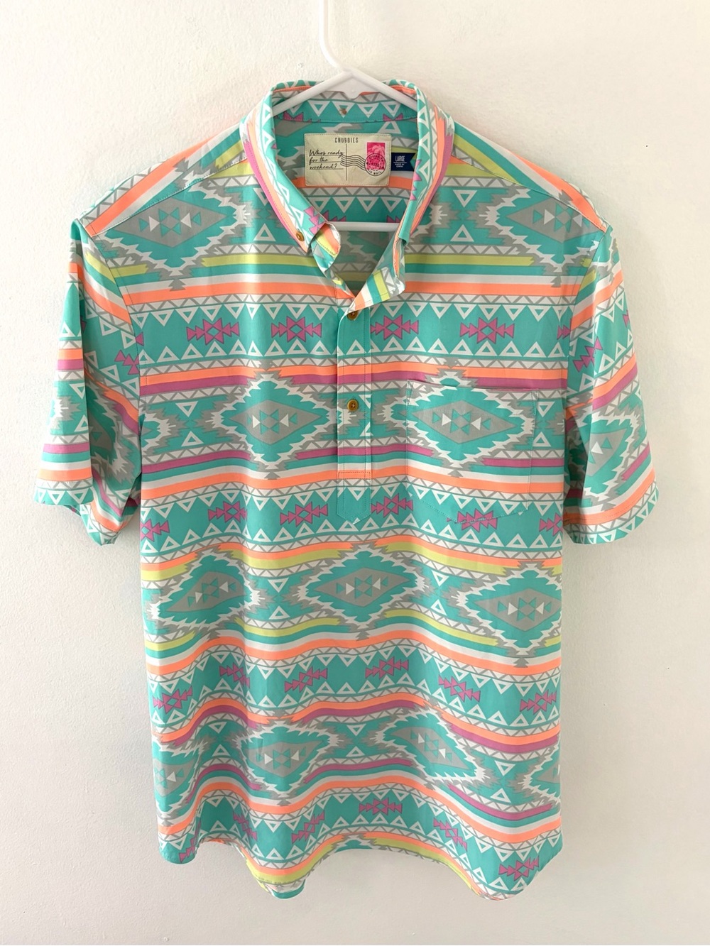 Chubbies Lightweight En Fuego Wild Aztec Pattern Shirt, Size: Large